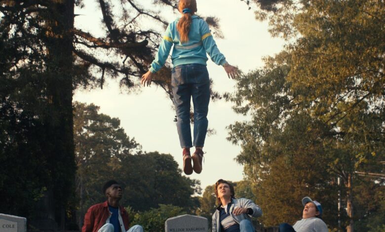 Max floating scene from Stranger Things Season